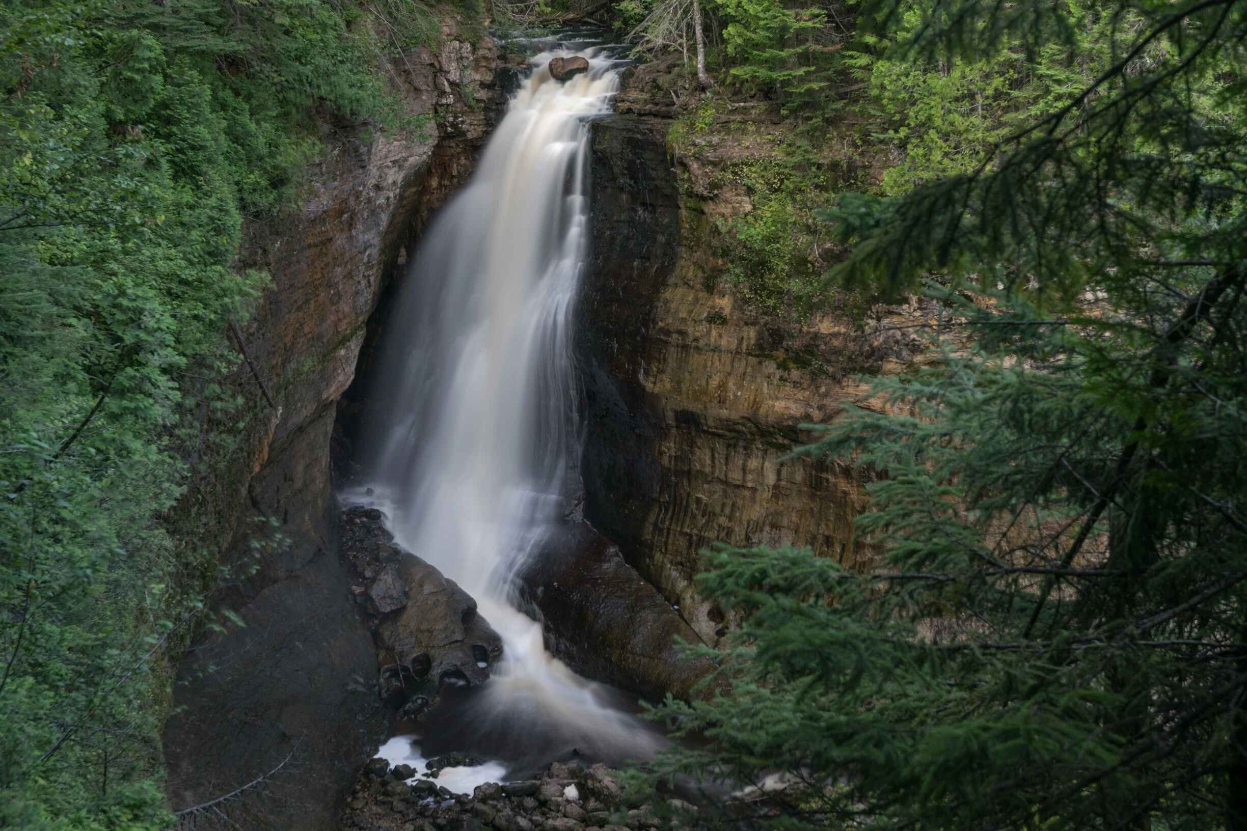 hidden-waters-of-michigans-miners-falls
