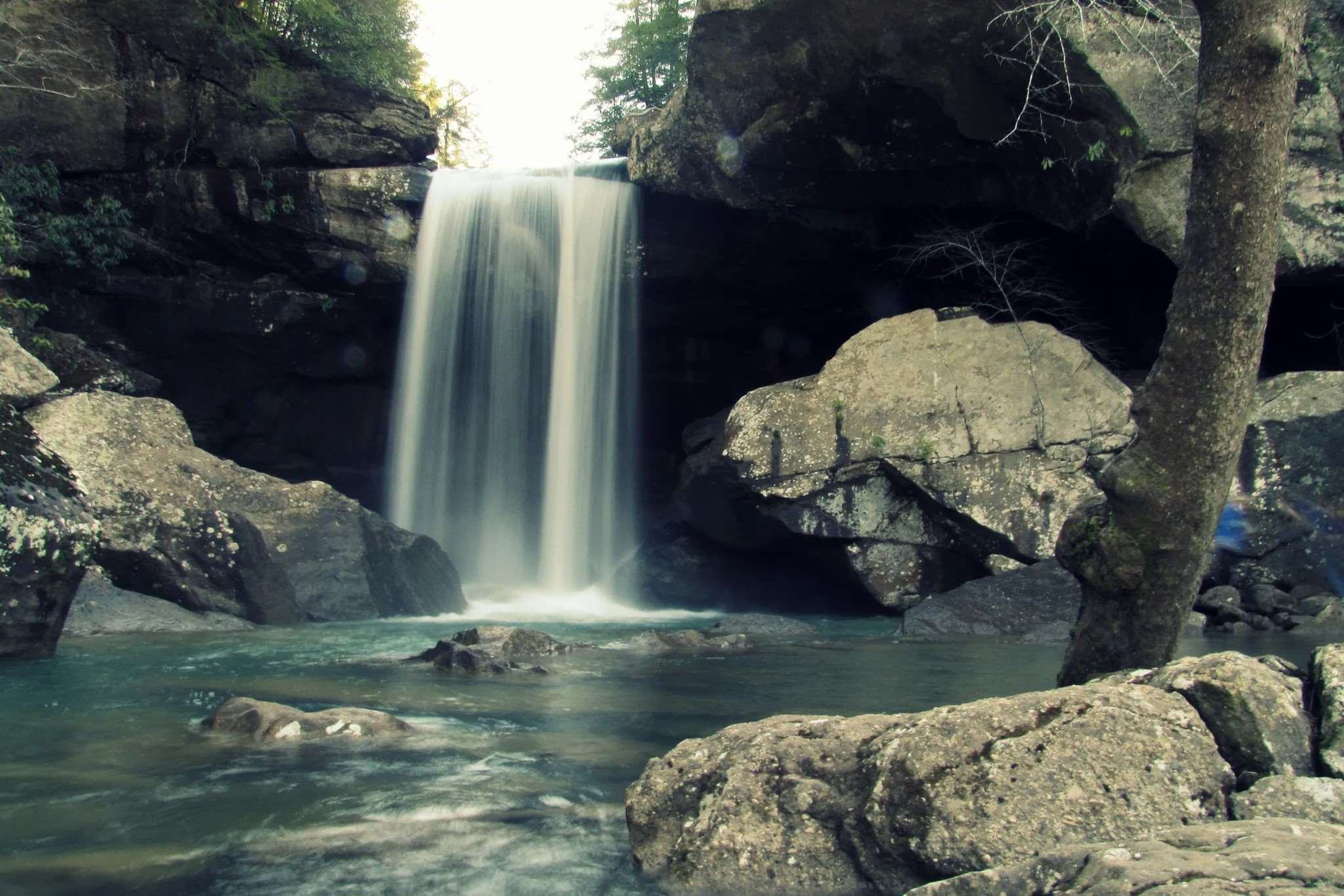 hidden-wonders-of-kentuckys-eagle-falls