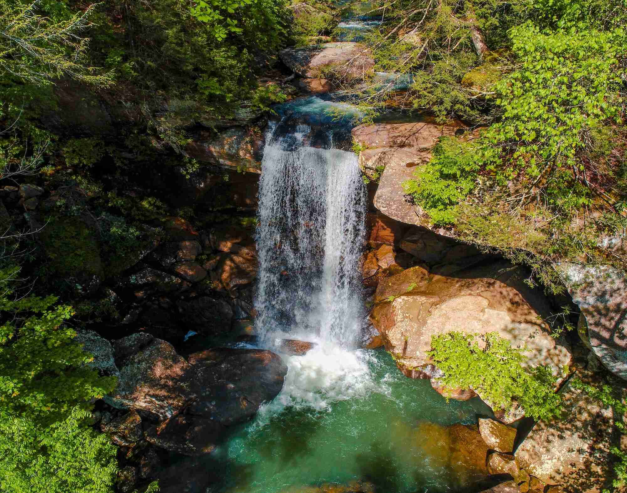 hidden-wonders-of-kentuckys-yahoo-falls