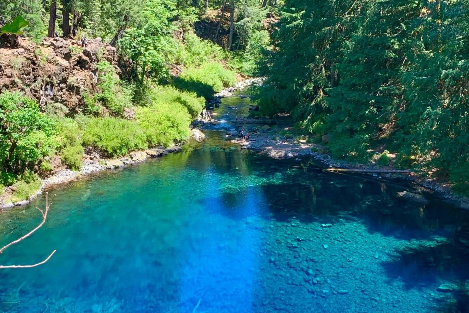 hidden-wonders-of-oregons-blue-pool