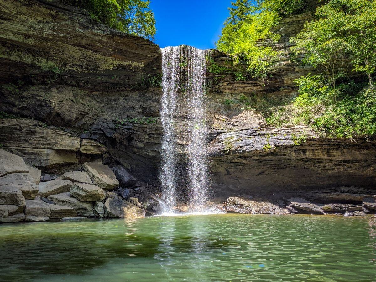 hidden-wonders-of-tennessees-greeter-falls