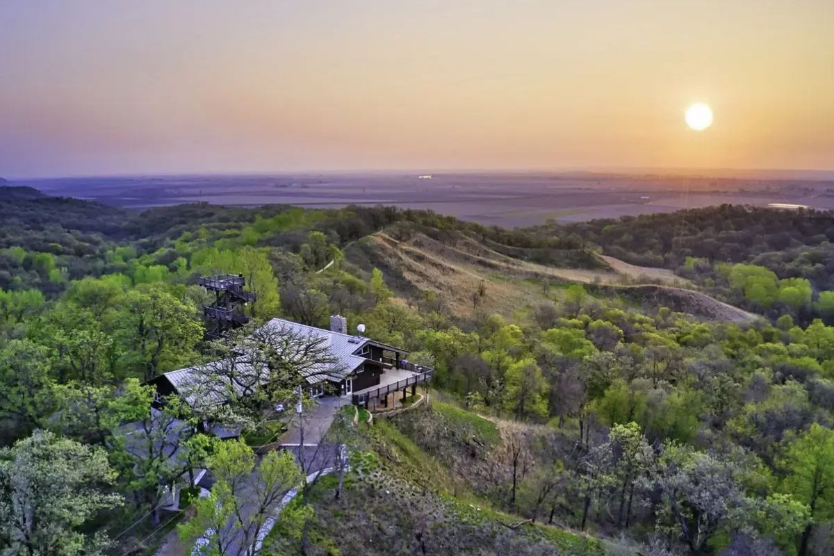 Iowa8217s-Secret-Loess-Hills-Along-The-Missouri-River iowas-secret-loess-hills-along-the-missouri-river