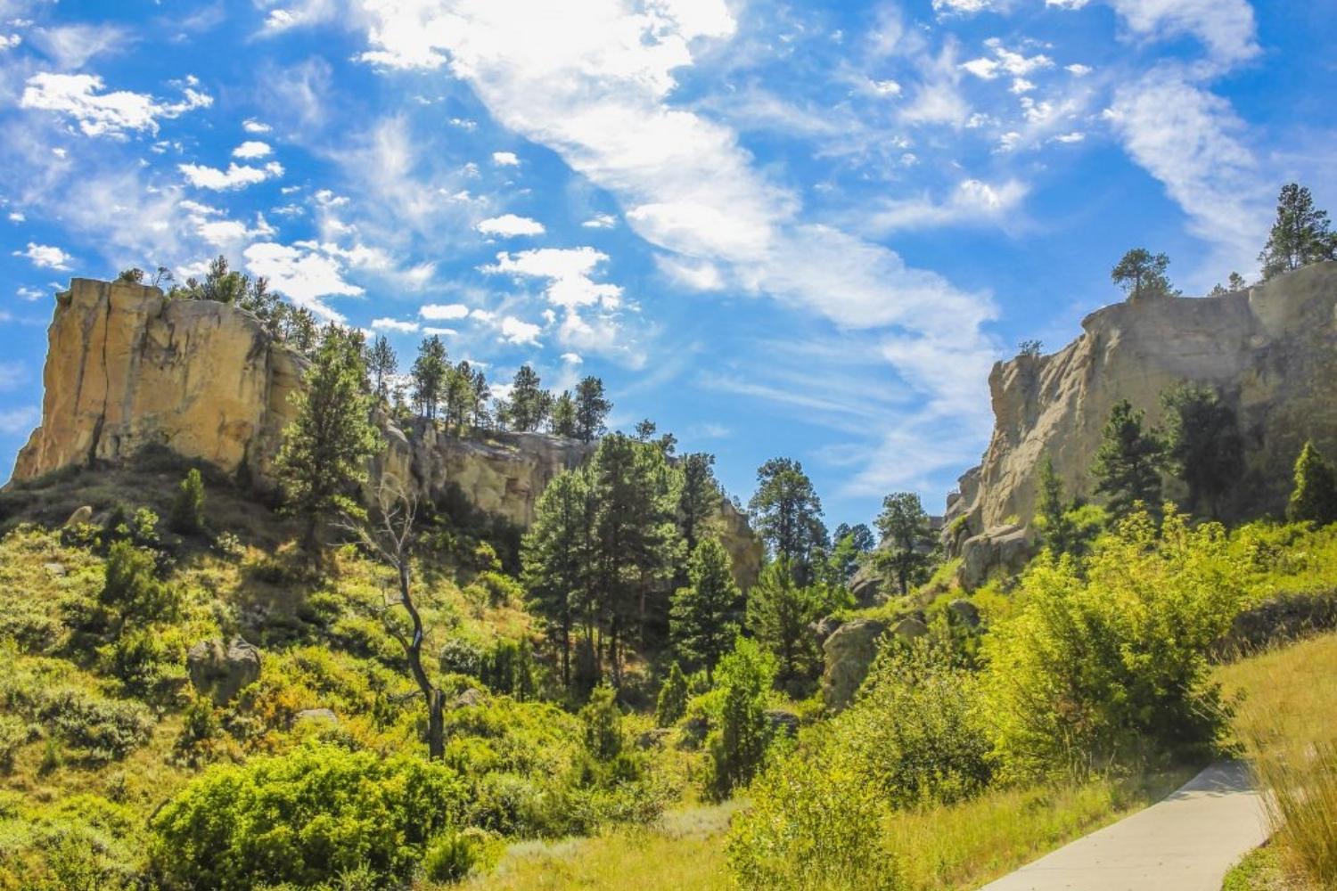 montanas-chief-plenty-coups-mountain-trails