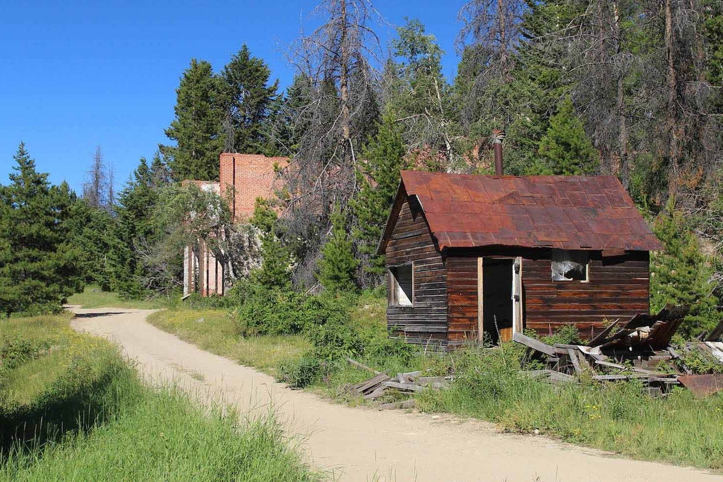 Montana8217s-Granite-Ghost-Villages-Revealed montanas-granite-ghost-villages-revealed