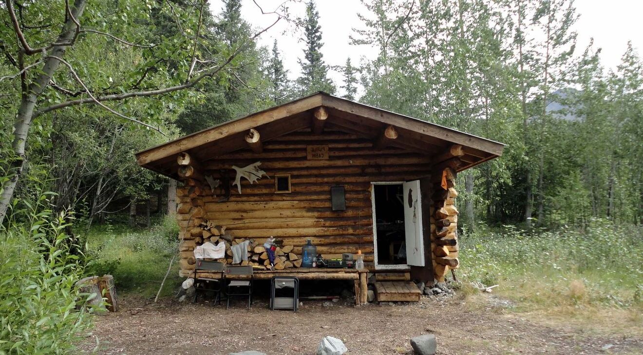 Mysteries-At-Alaska8217s-Nugget-Creek mysteries-at-alaskas-nugget-creek