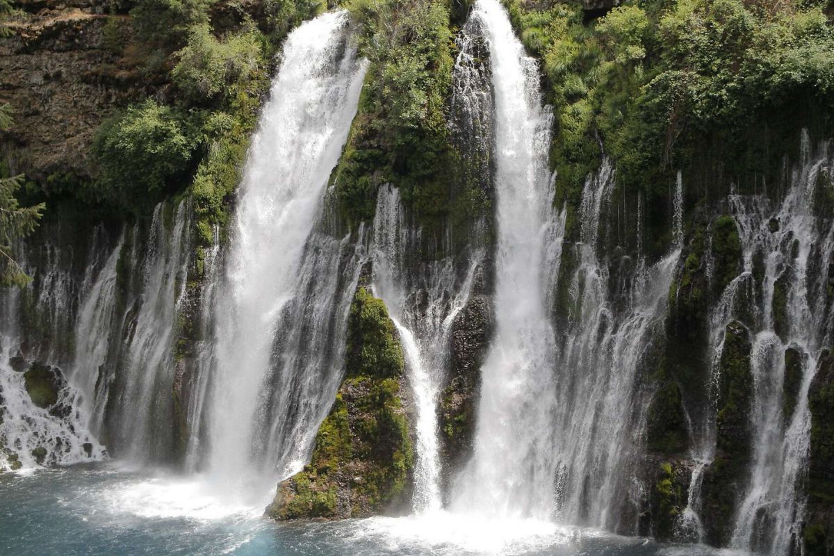 mysteries-behind-burney-falls