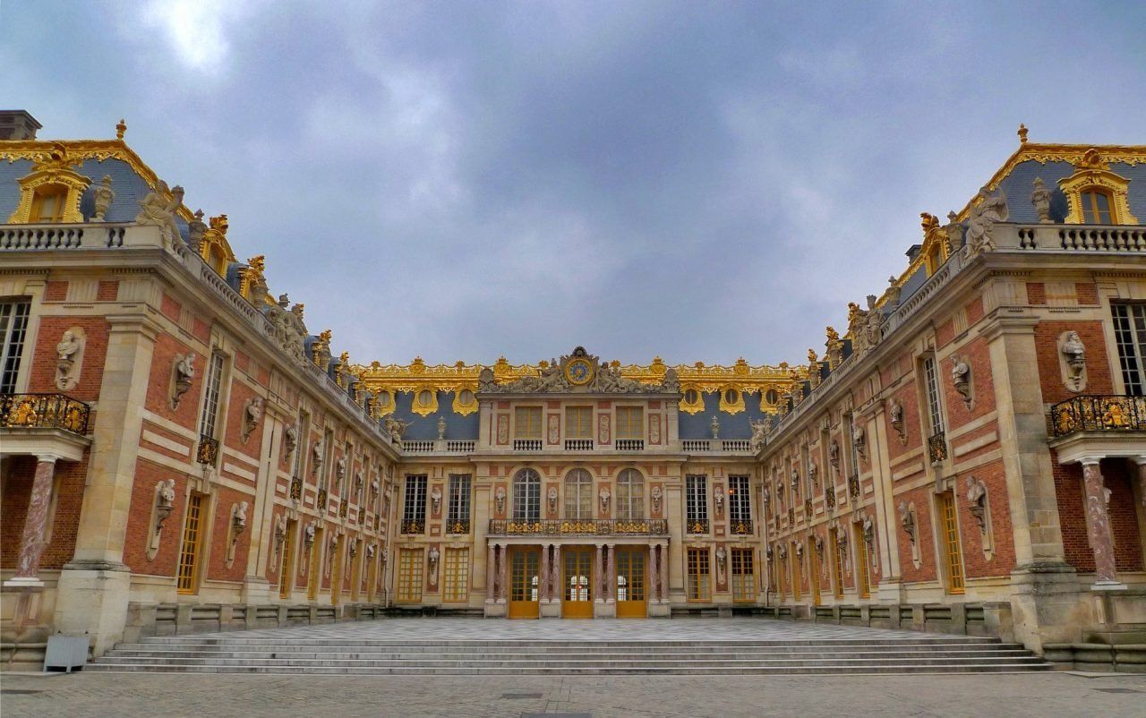 mysteries-behind-indianas-versailles-hills