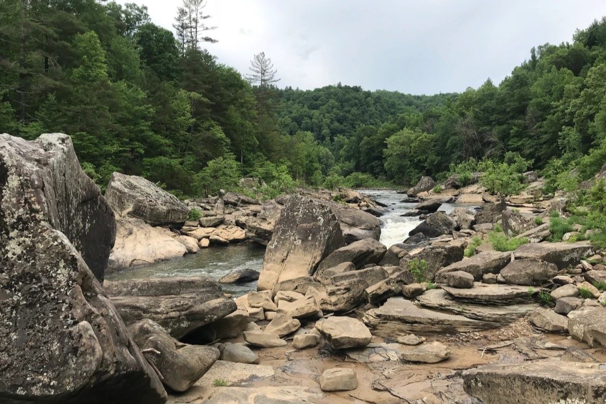mysteries-behind-kentuckys-angel-falls