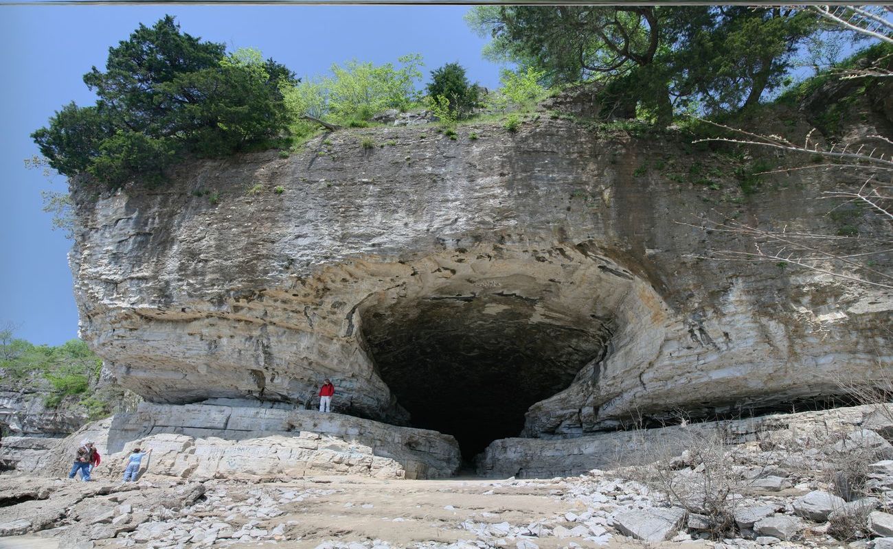 Mysteries-Hidden-In-Illinois8217-Cave-in-Rock mysteries-hidden-in-illinois-cave-in-rock