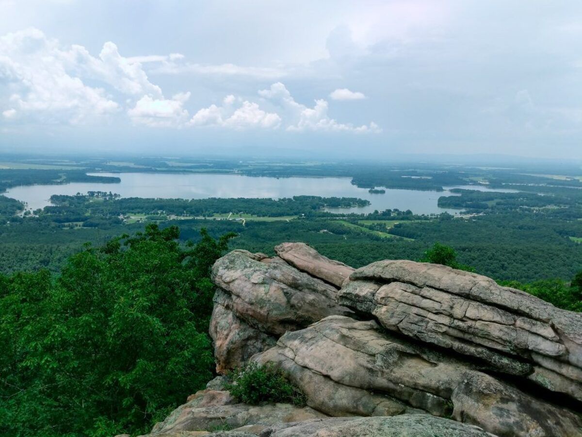 mysteries-of-alabamas-cherokee-rock