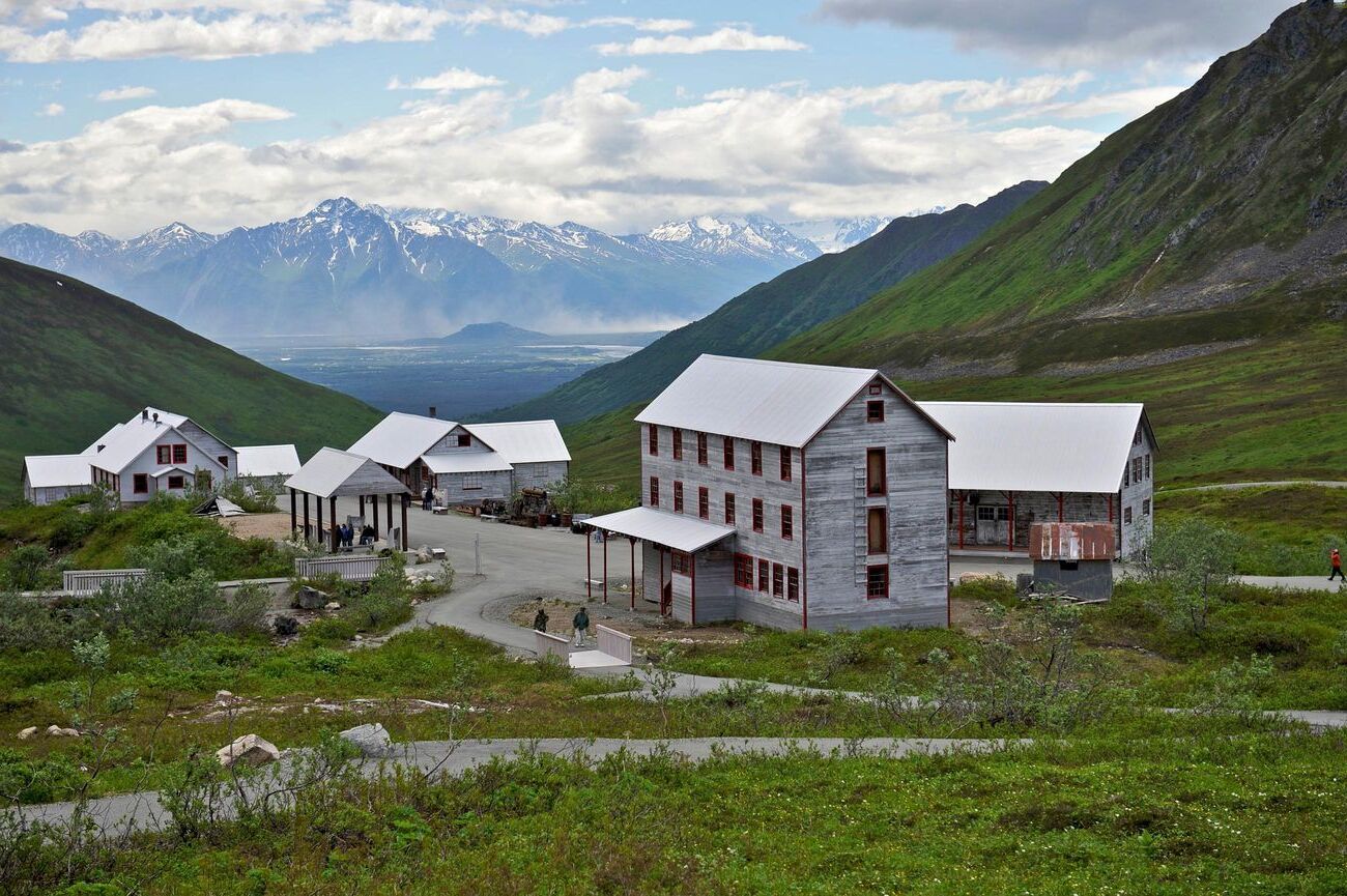 mysteries-of-alaskas-abandoned-independence-mine