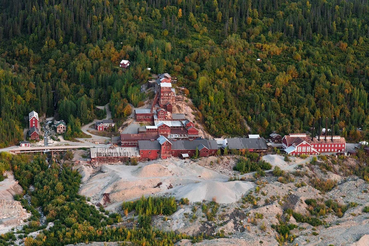 mysteries-of-alaskas-chitina-valley-ghost-towns