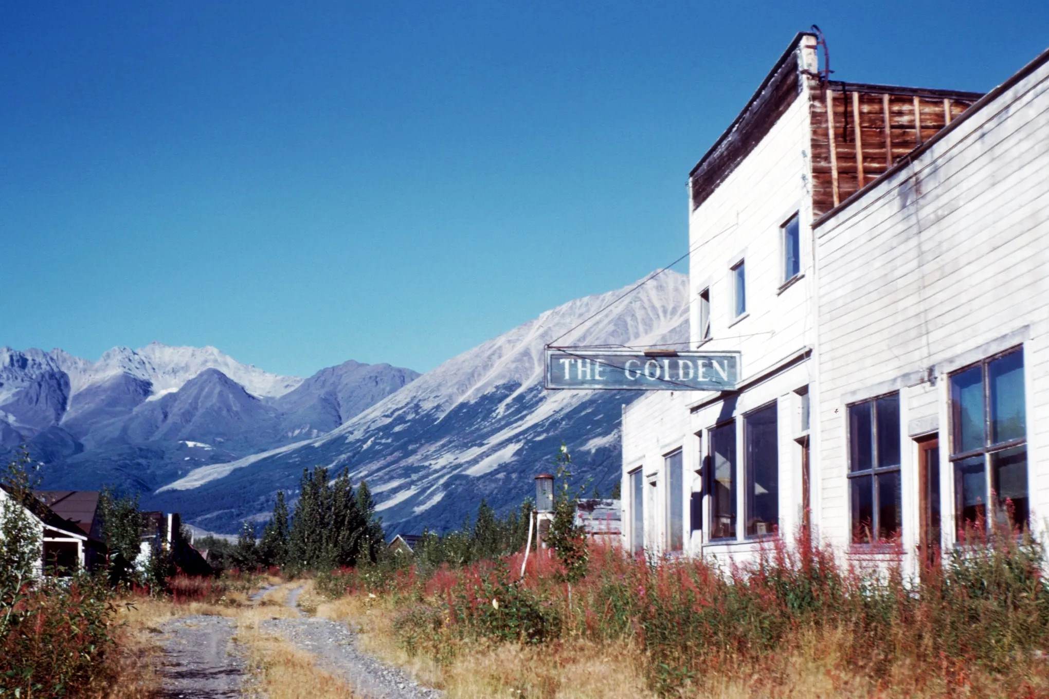 mysteries-of-alaskas-flat-creek-ghost-towns