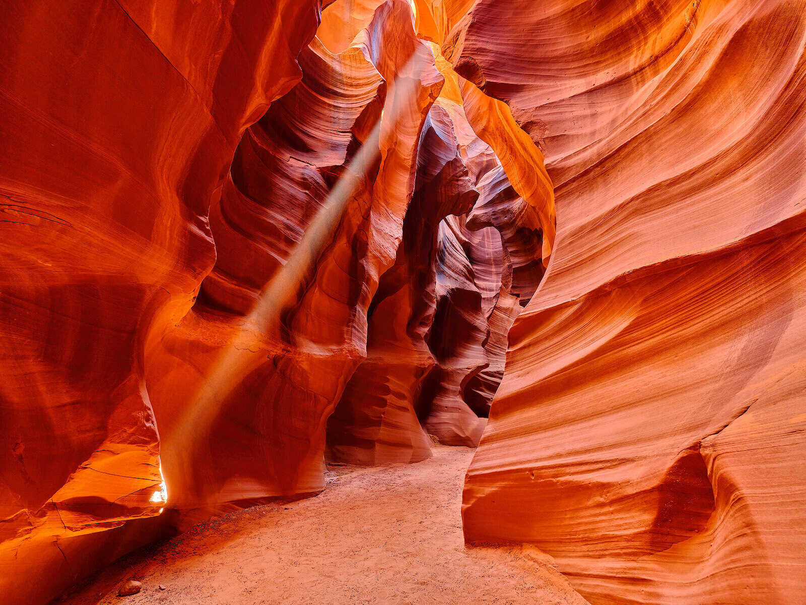 mysteries-of-arizonas-crack-canyon