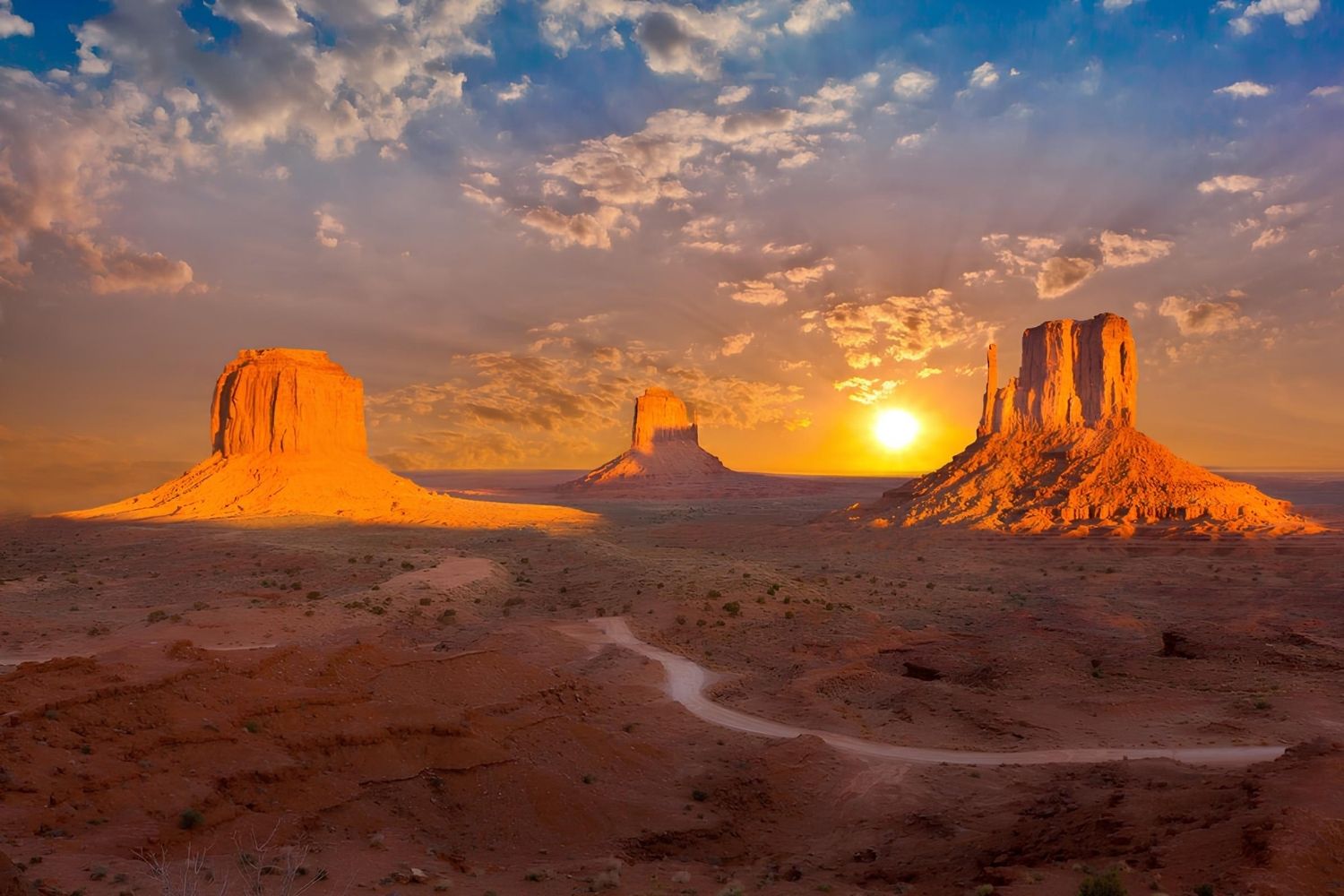 mysteries-of-arizonas-monument-valley
