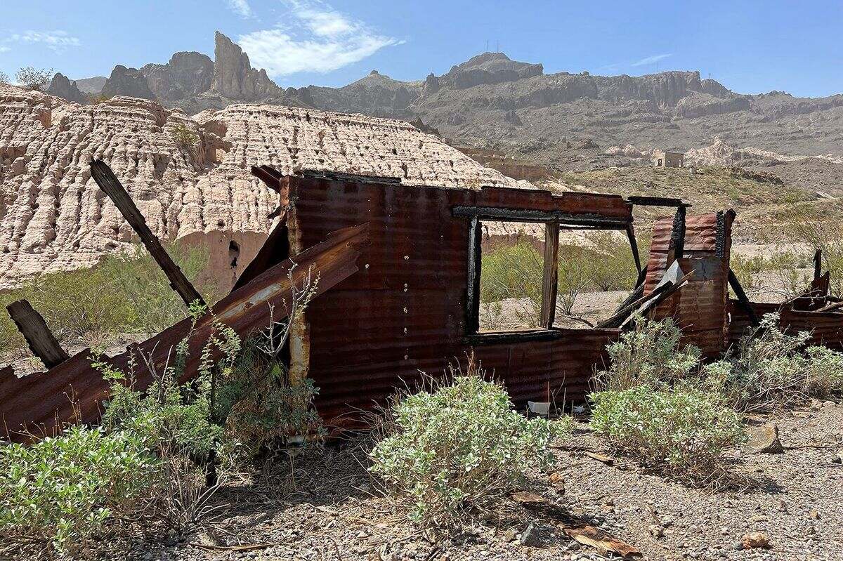Mysteries-Of-Arizona8217s-Oatman-Hills-Ghost-Towns mysteries-of-arizonas-oatman-hills-ghost-towns