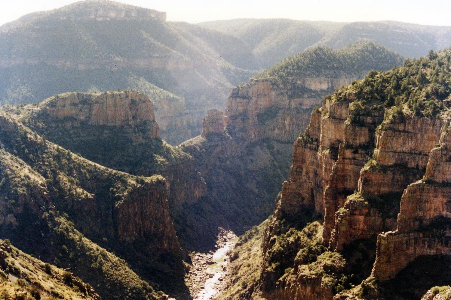 mysteries-of-arizonas-salt-river-canyon