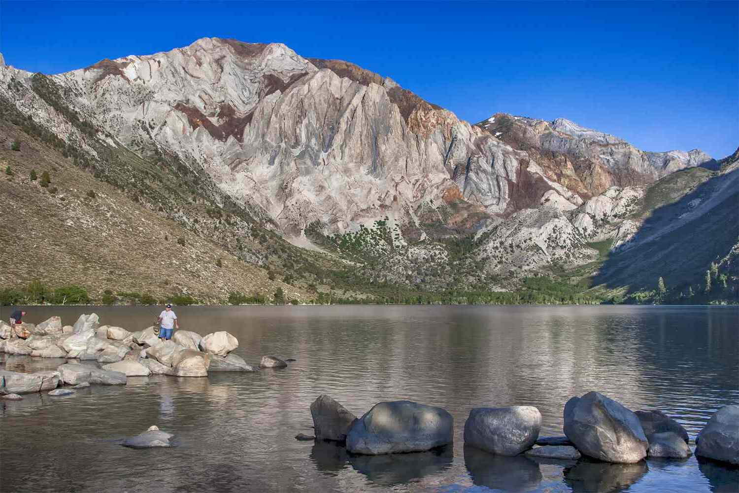 mysteries-of-californias-convict-lake