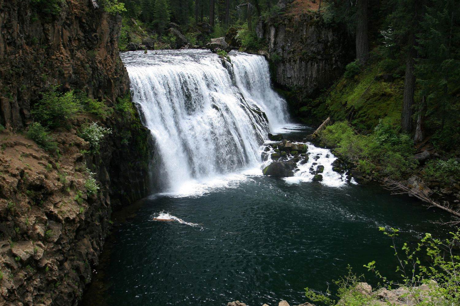 mysteries-of-californias-mccloud-falls