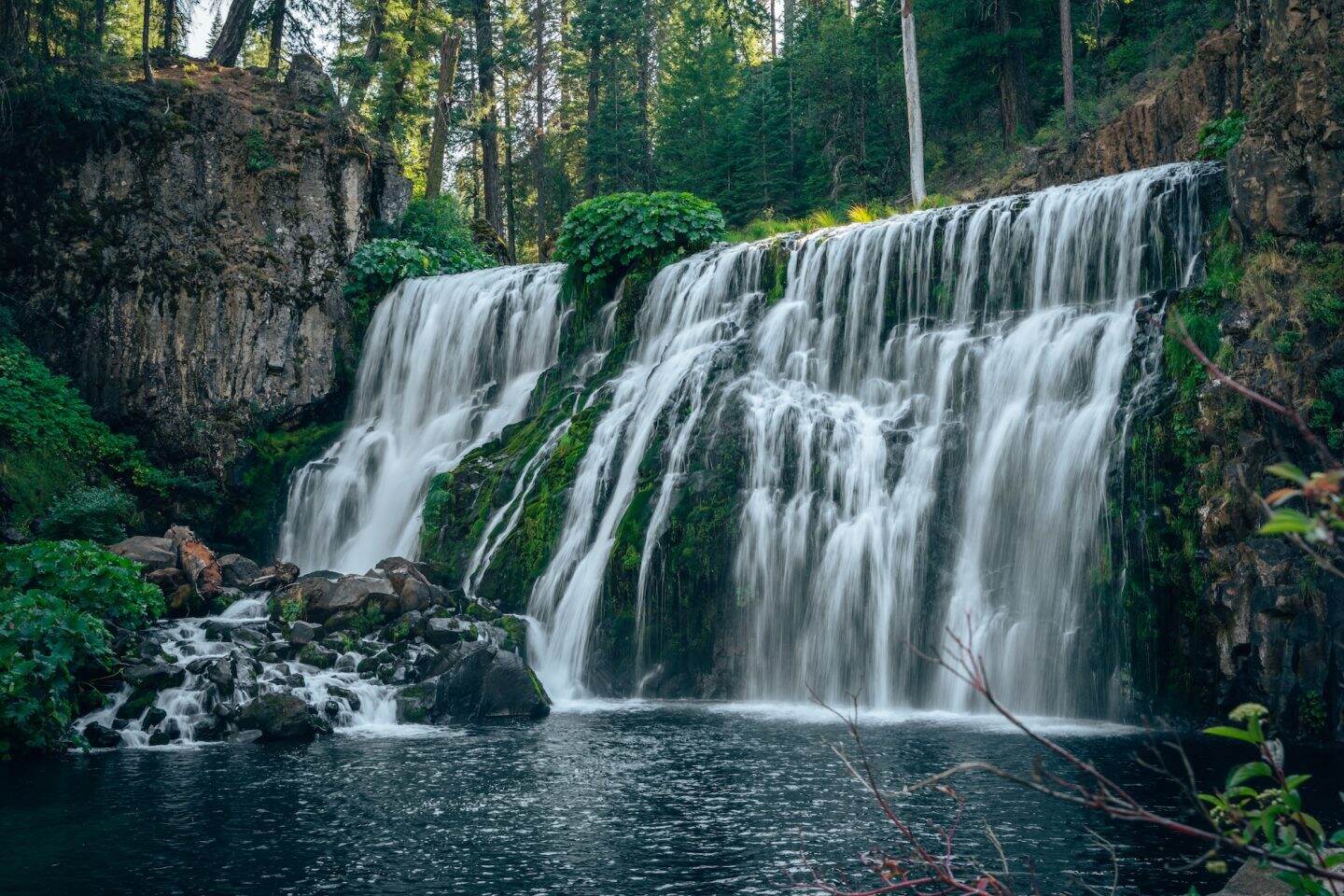 mysteries-of-californias-middle-falls