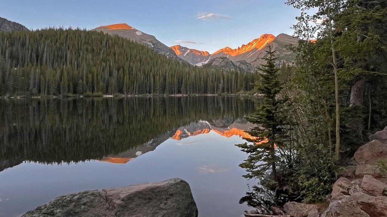 mysteries-of-colorados-bear-lake