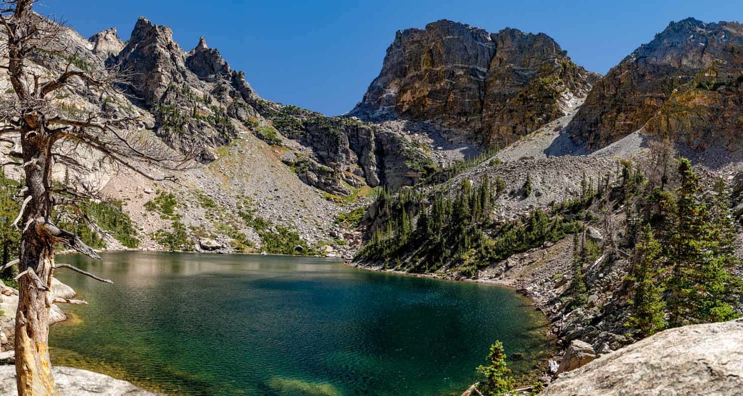 mysteries-of-colorados-emerald-lake