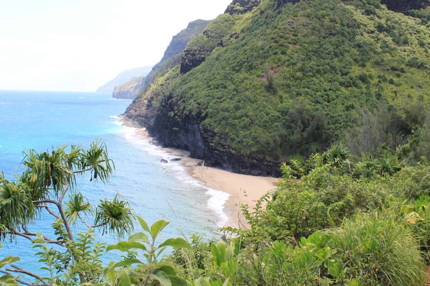 mysteries-of-hawaiis-hanakapiai-waters