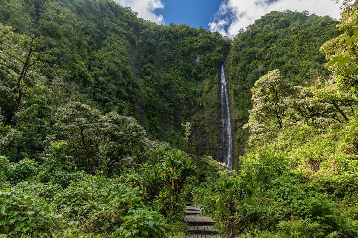 mysteries-of-hawaiis-kalihiwai-falls-waters