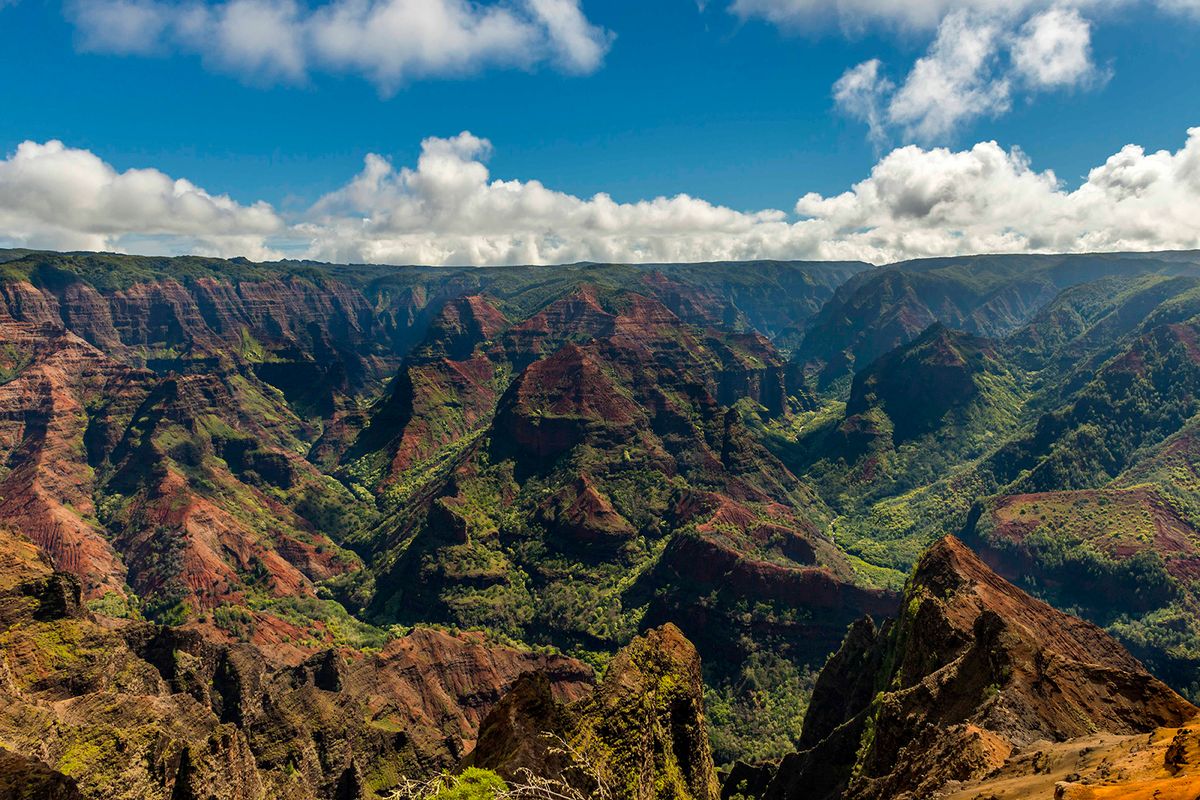 mysteries-of-hawaiis-waimea-canyon