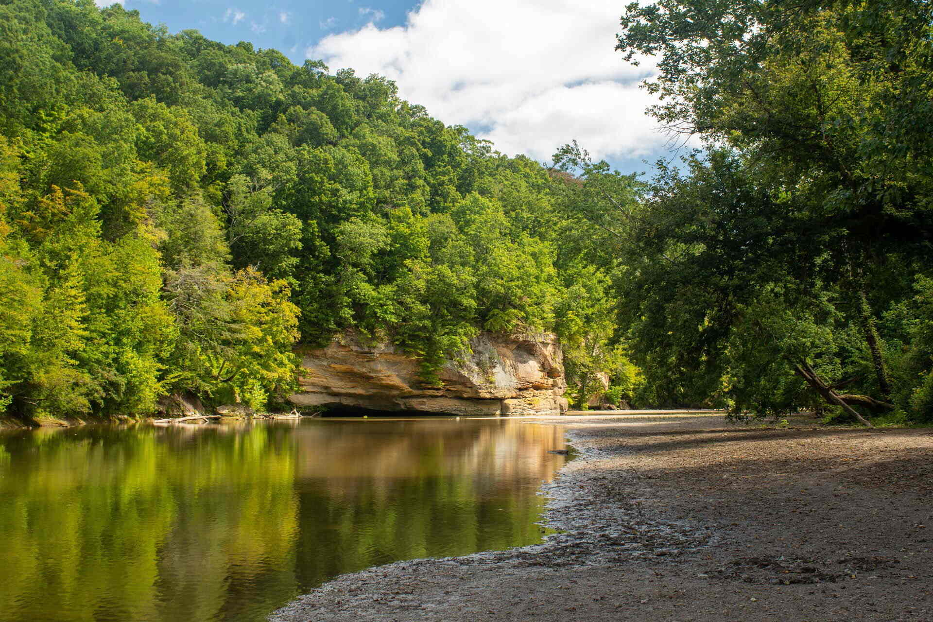 mysteries-of-indianas-turkey-ridge