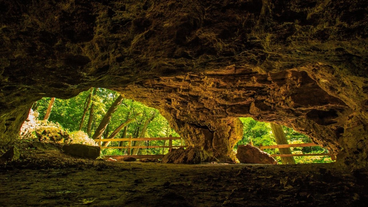 Mysteries-Of-Iowa8217s-Maquoketa mysteries-of-iowas-maquoketa