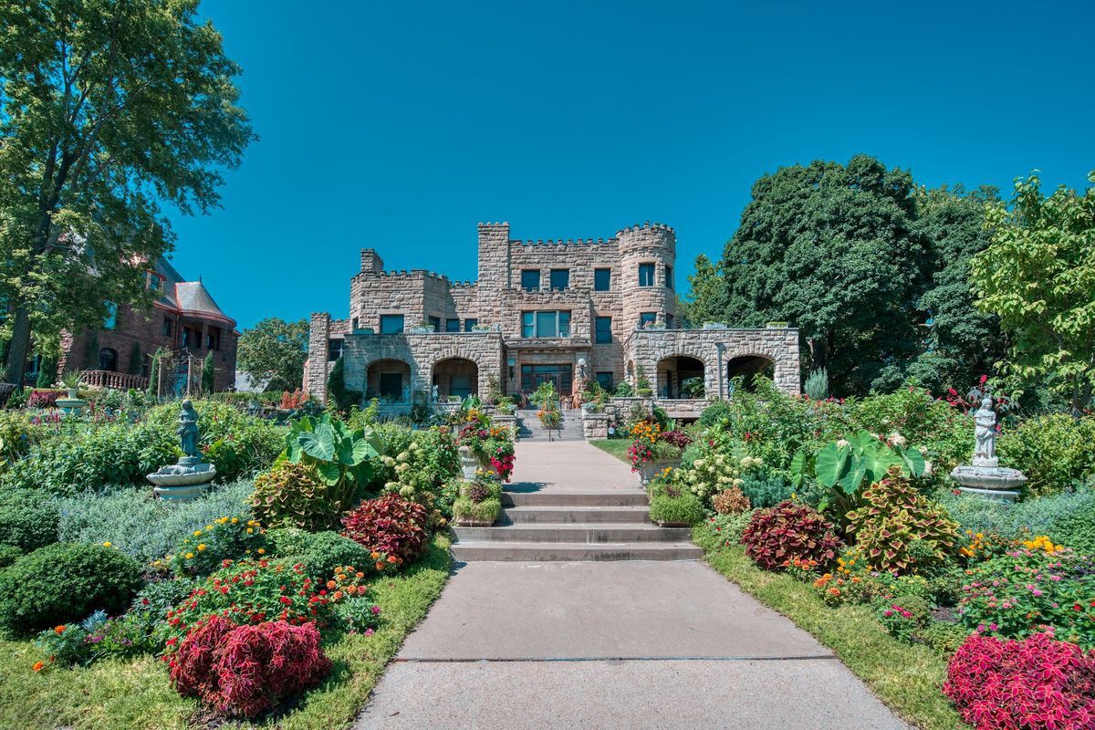 Mysteries-Of-Kansas-Castle-Gardens mysteries-of-kansas-castle-gardens