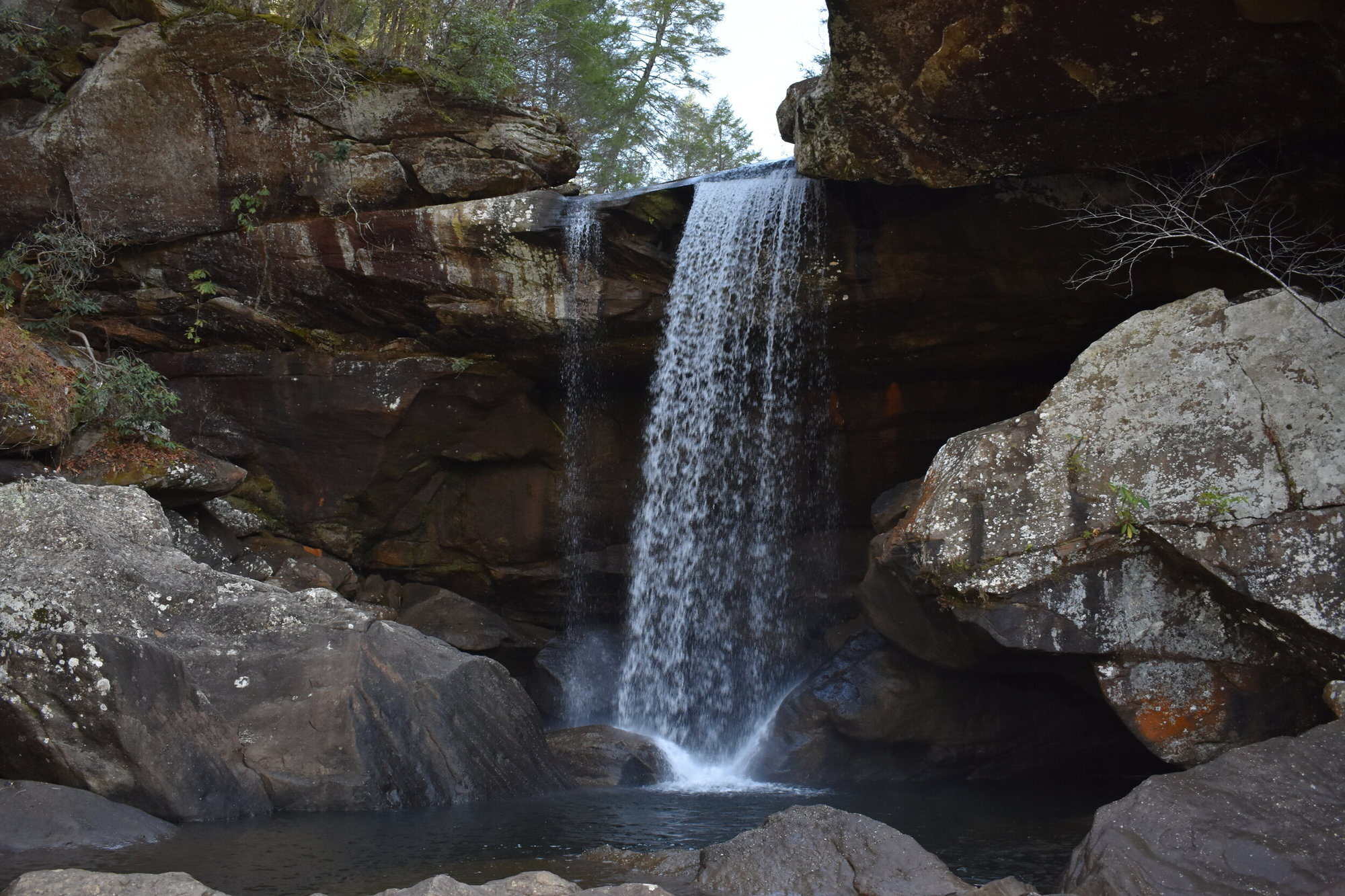 mysteries-of-kentuckys-eagle-falls-trails