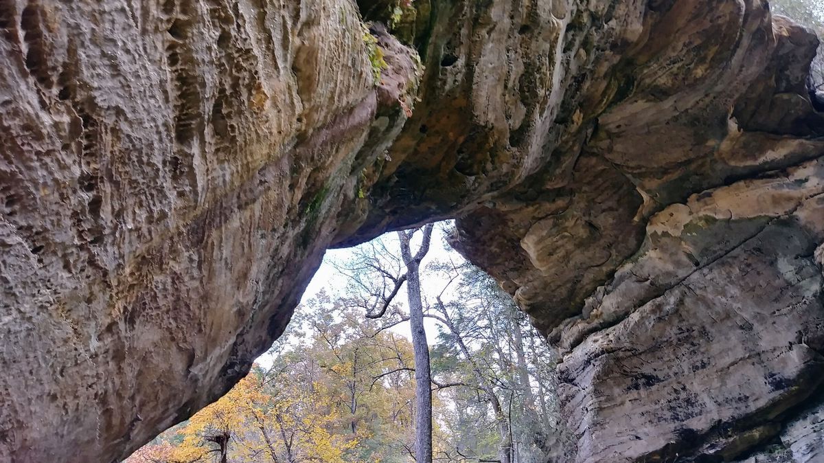 mysteries-of-kentuckys-gray-arch-trails