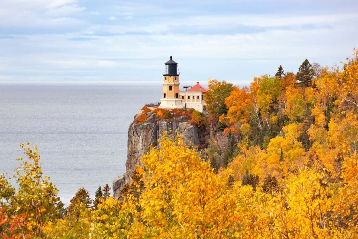 mysteries-of-minnesotas-split-rock