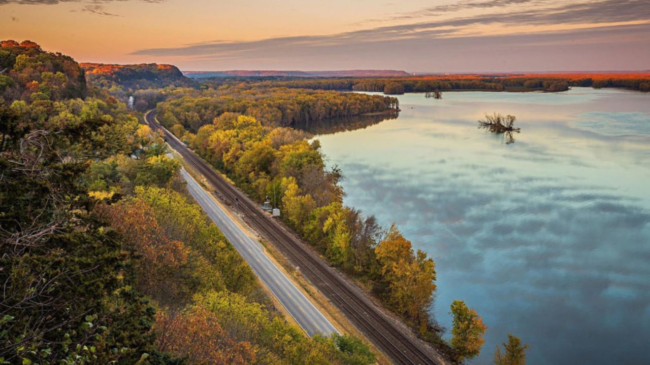 mysteries-of-mississippis-lake-lincoln