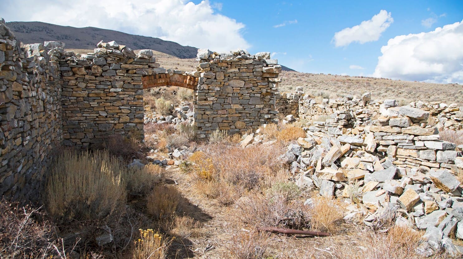 Mysteries-Of-Nevada8217s-Hamilton-Mines mysteries-of-nevadas-hamilton-mines