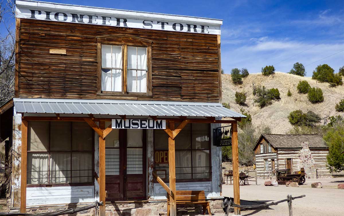 mysteries-of-new-mexicos-ghost-town-chloride