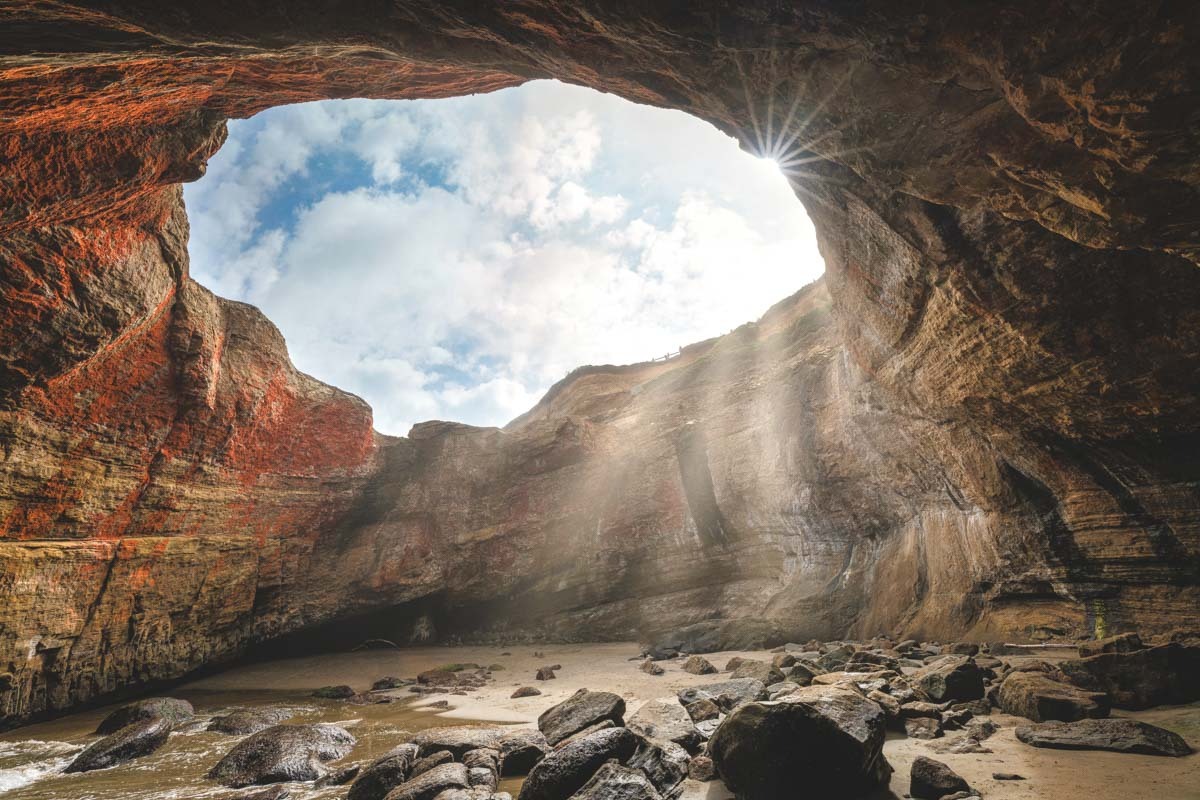 mysteries-of-oregons-devils-punchbowl