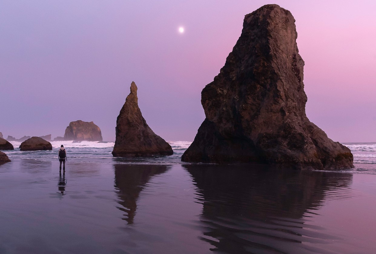 mysteries-of-oregons-face-rock