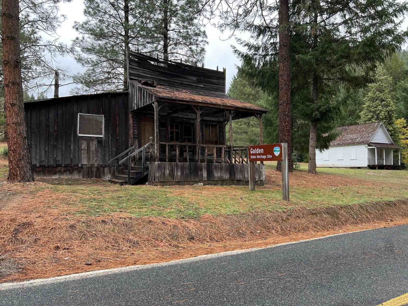 Mysteries-Of-Oregon8217s-Golden-Stairs-Ghost-Towns mysteries-of-oregons-golden-stairs-ghost-towns