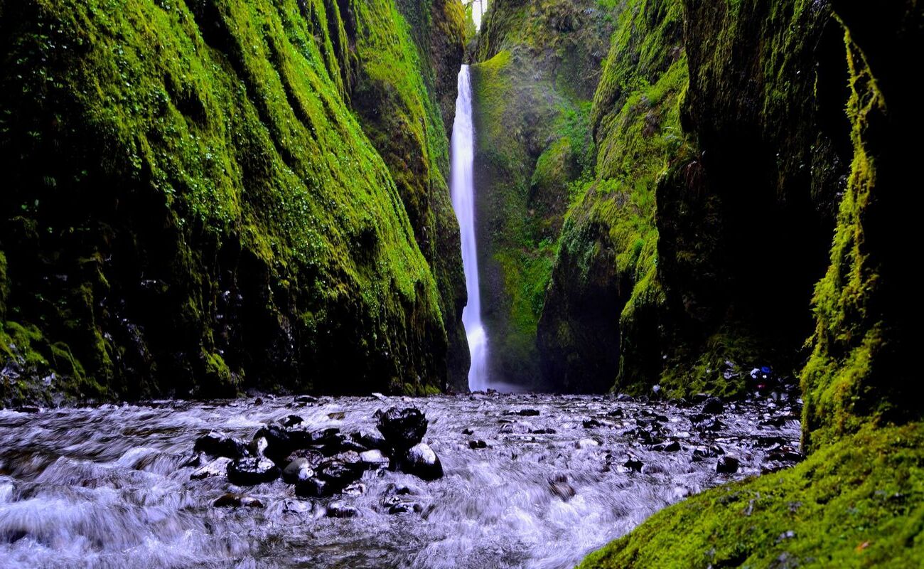 mysteries-of-oregons-oneonta-waters