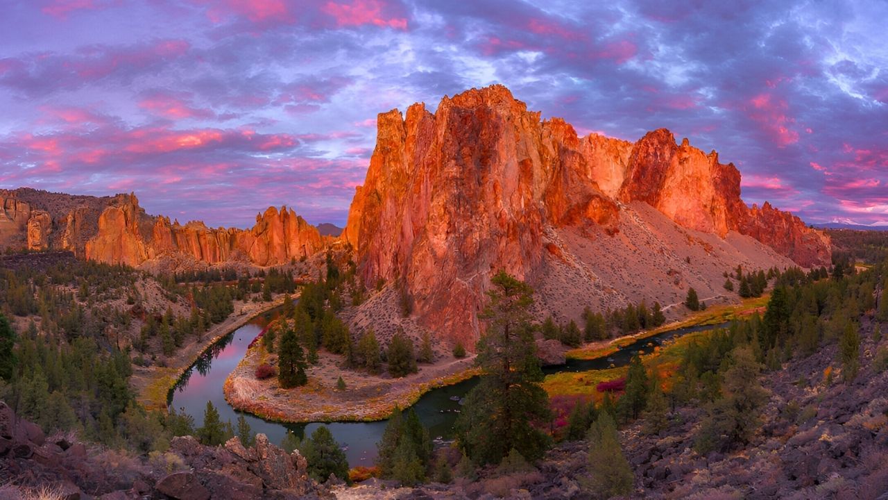 mysteries-of-oregons-smith-rock-waters