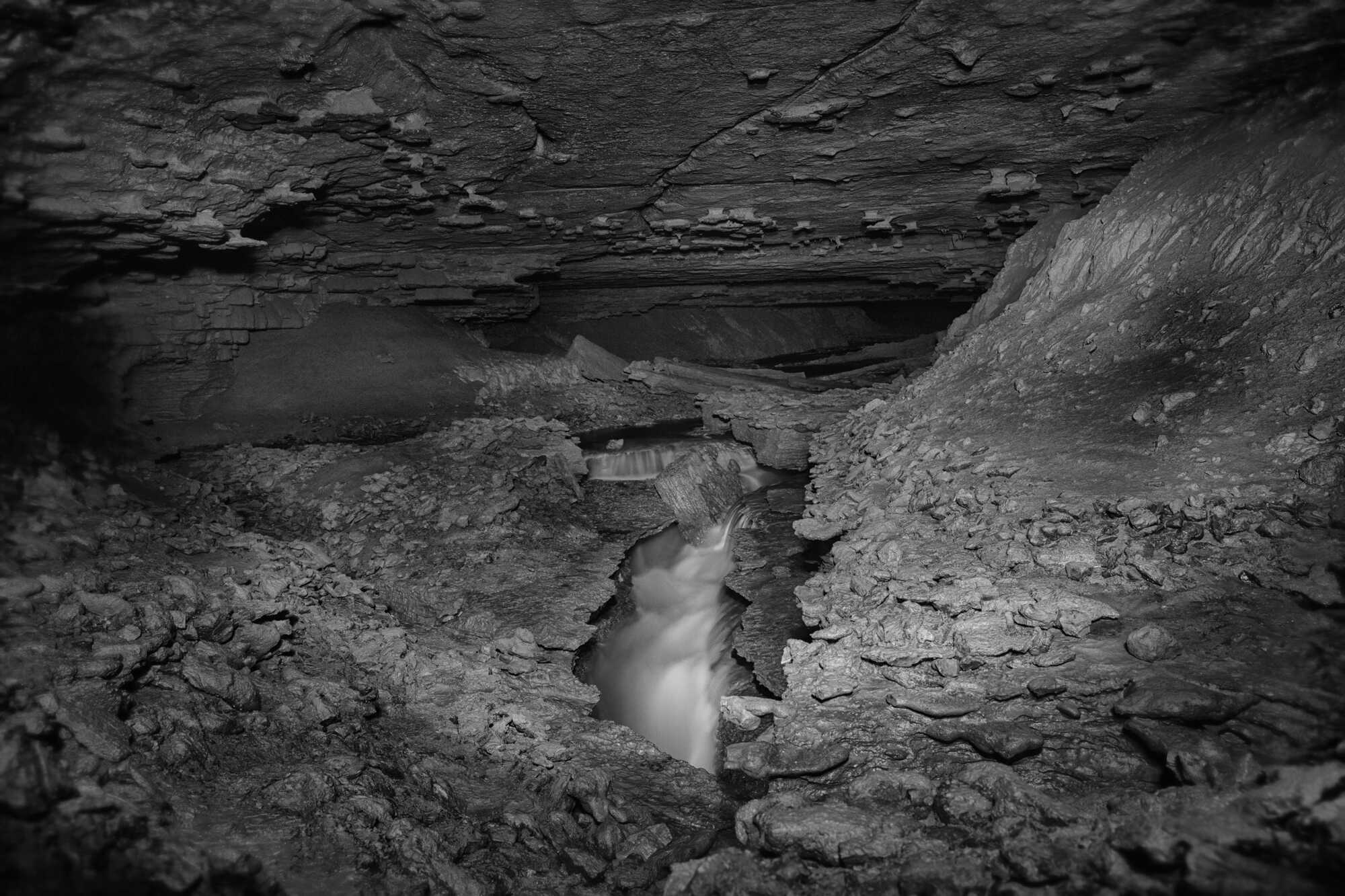 mysteries-of-tennessees-big-bone-cave