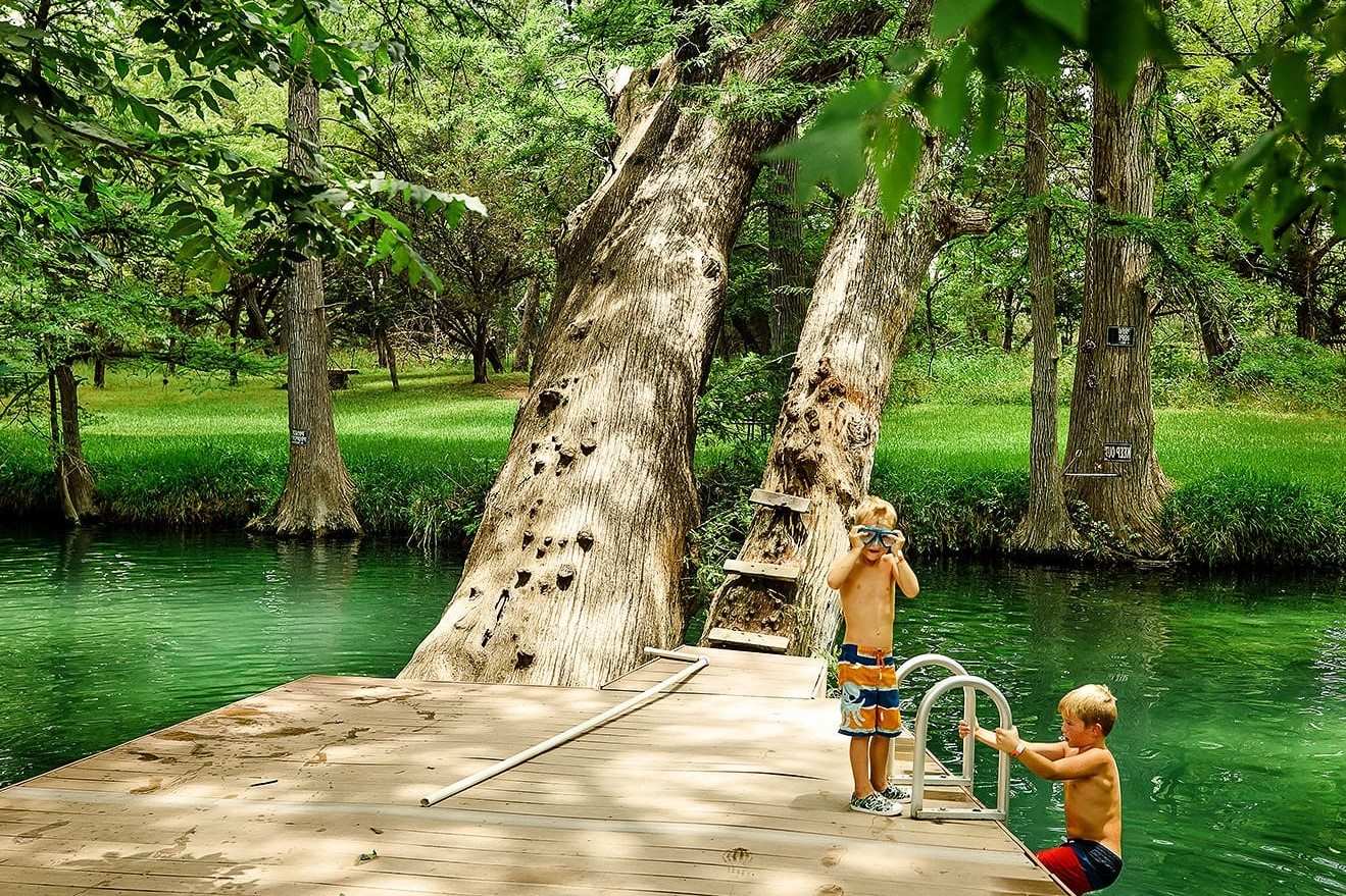 Mysteries-Of-Texas-Blue-Hole-Waters mysteries-of-texas-blue-hole-waters