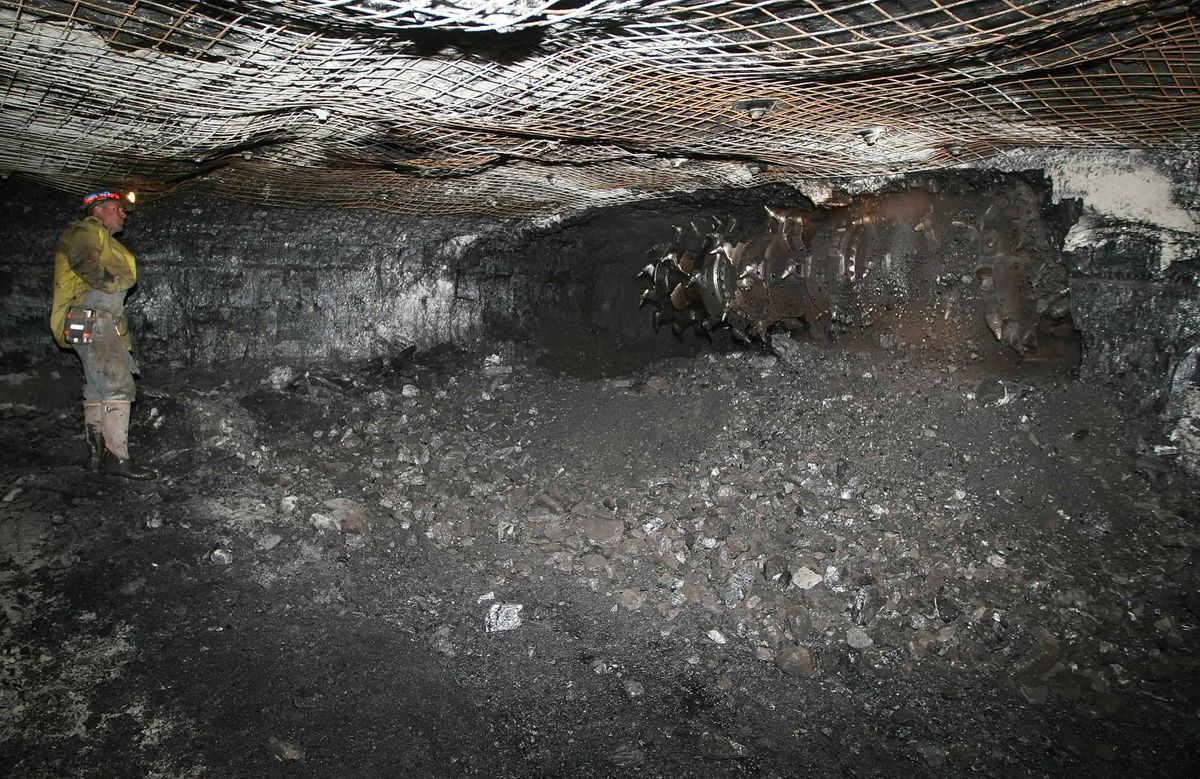 mysteries-of-utahs-coalmine-wash-caves