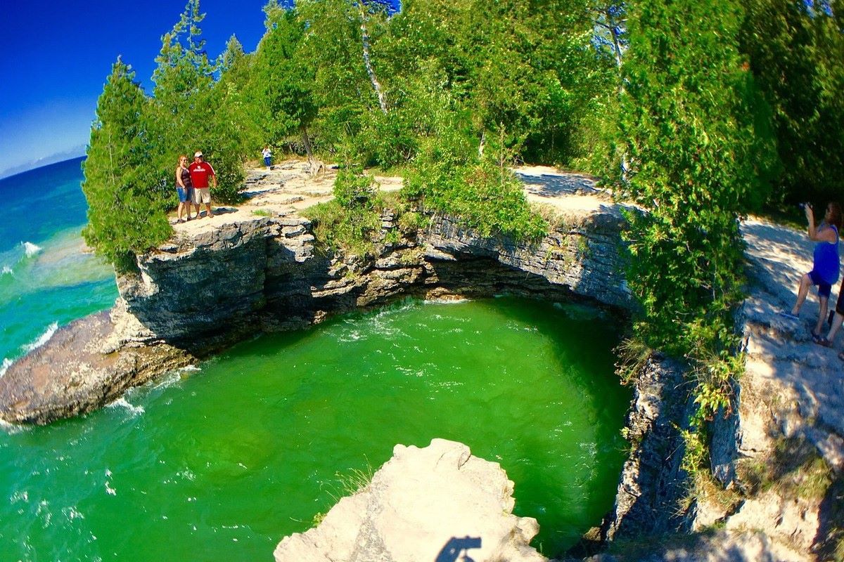 Mysteries-Of-Wisconsins-Cave-Point mysteries-of-wisconsins-cave-point