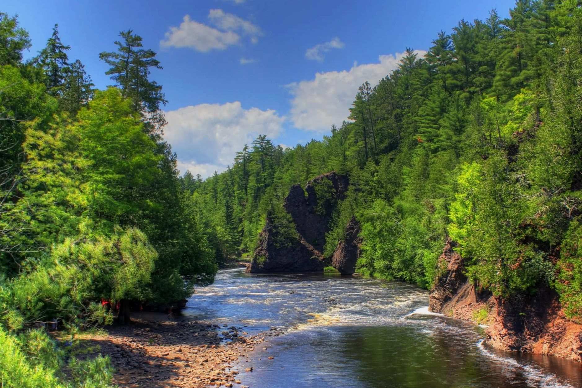 mysteries-of-wisconsins-copper-falls-waters
