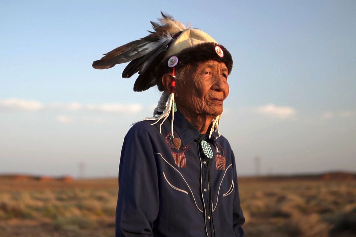 Mystery-Caves-Of-Arizona8217s-Medicine-Man mystery-caves-of-arizonas-medicine-man