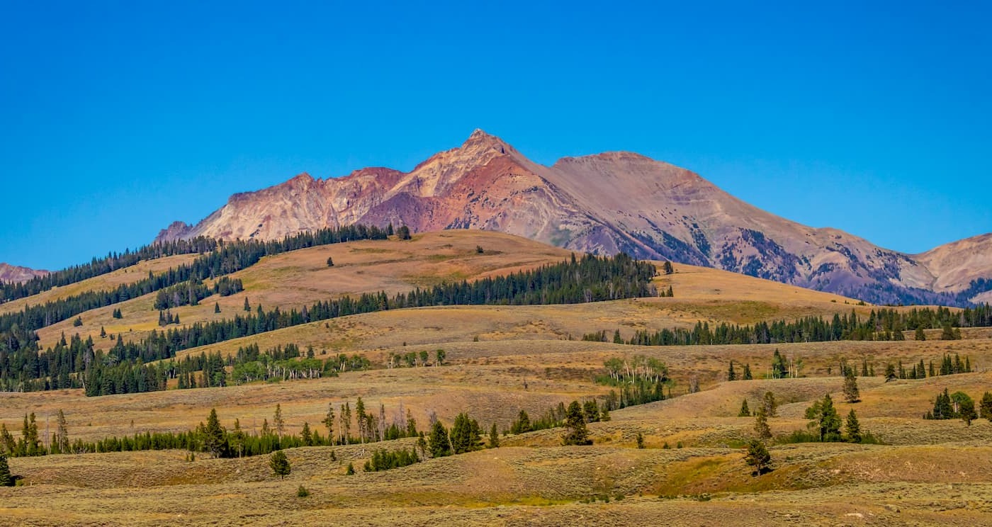 mystery-of-montanas-gallatin-range-peaks